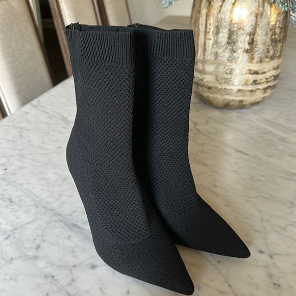 Zara stretch boots - Picture 1 of 7